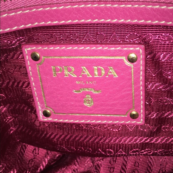 Authentic Prada Leather Purse - Picture 5 of 8